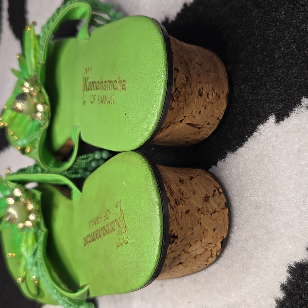 Green Floral Embellished Sandals with Flat Footbed - Picture 7 of 9
